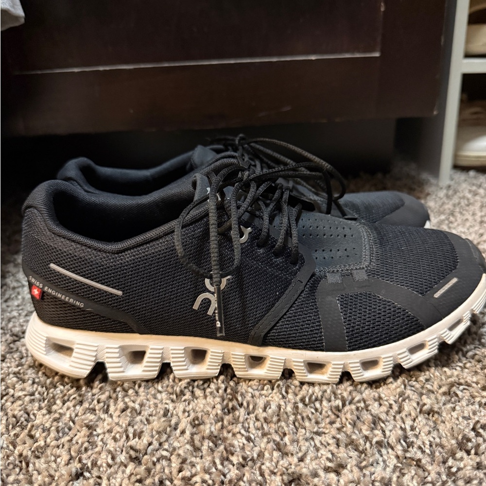 On Running Cloud Women’s – Black/White